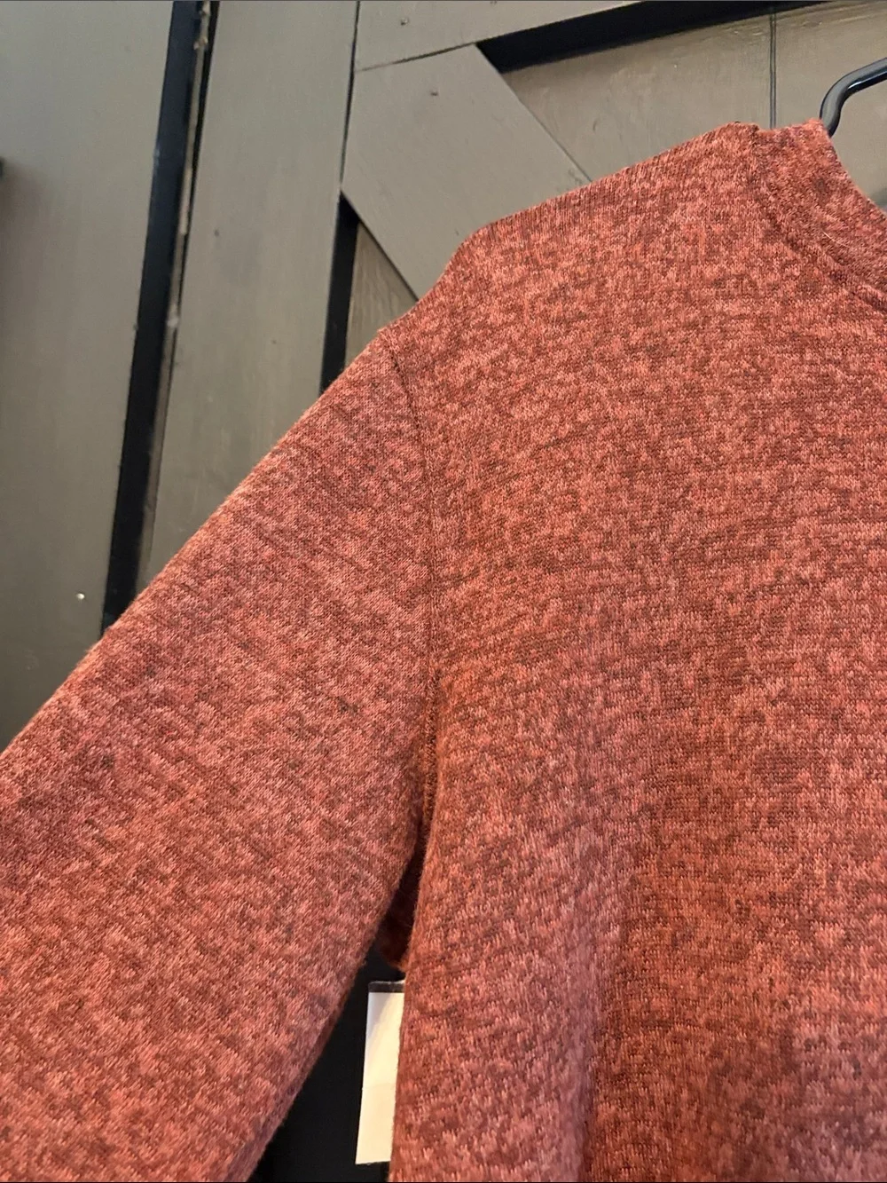 Agnes & Dora Heathered Rust Cropped Knit Sweatshirt - Picture 2 of 5